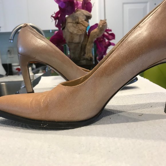 Enzo Angiolini Tan Heels - Picture 8 of 8